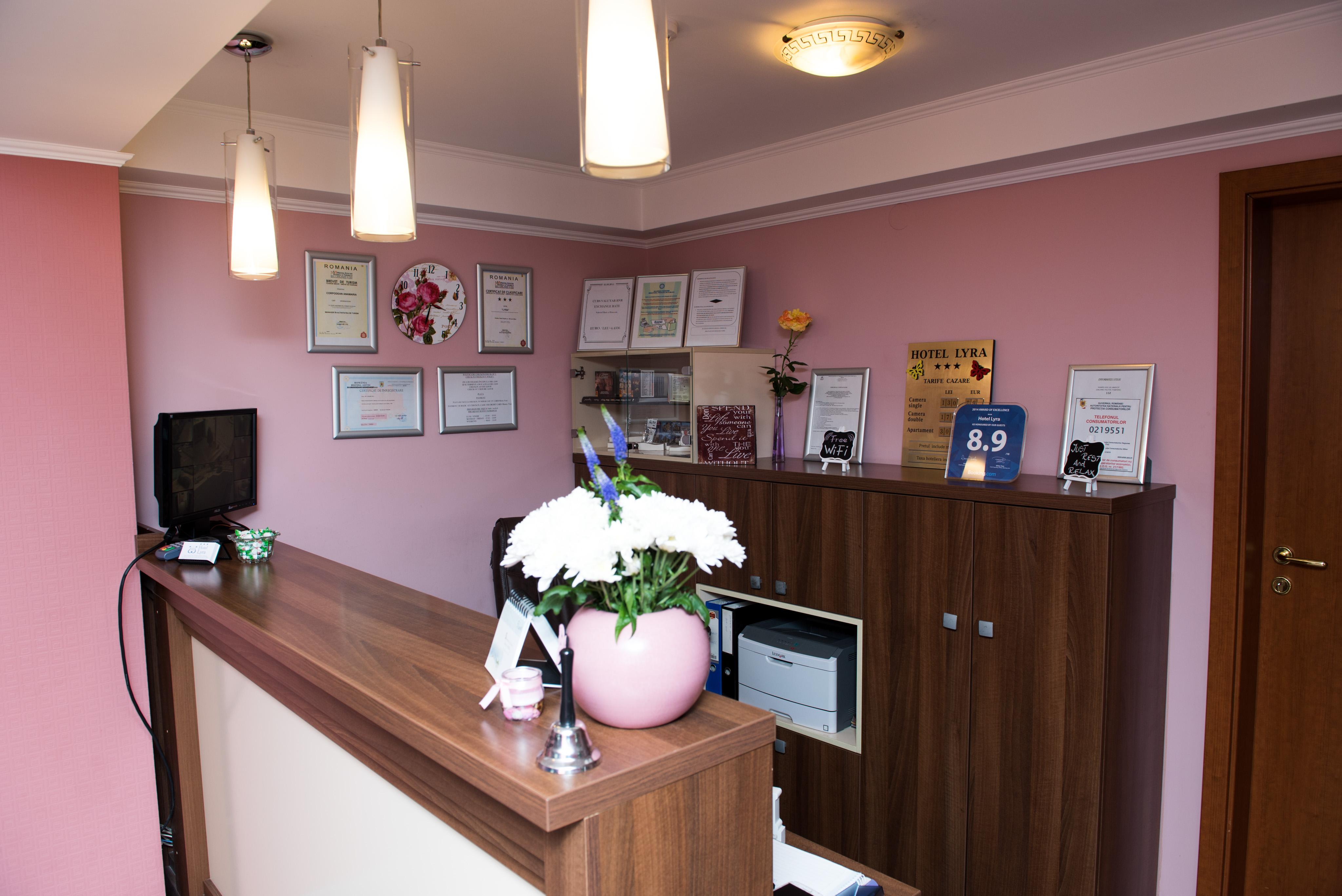 Hotel Lyra Oradea Dış mekan fotoğraf