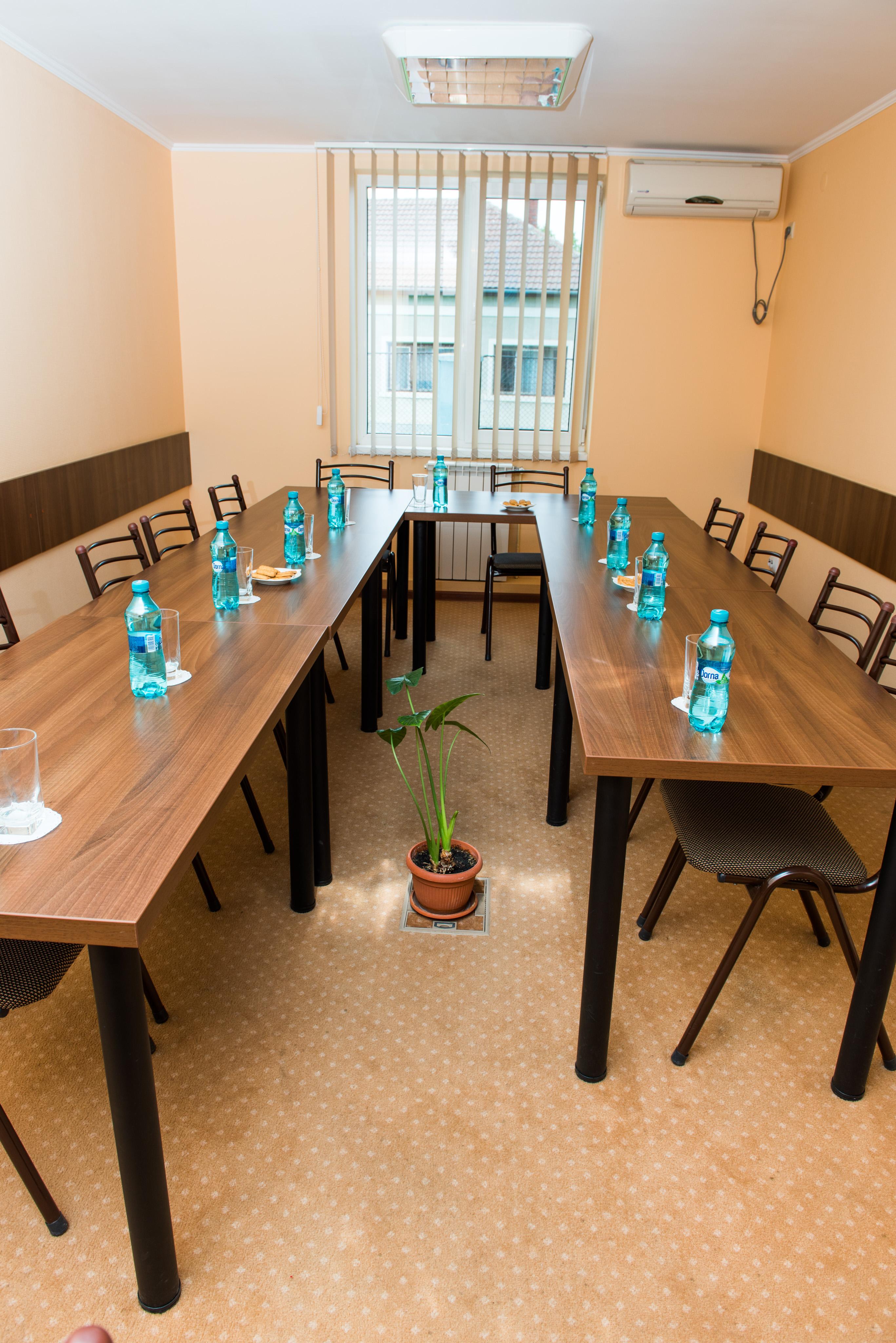Hotel Lyra Oradea Dış mekan fotoğraf